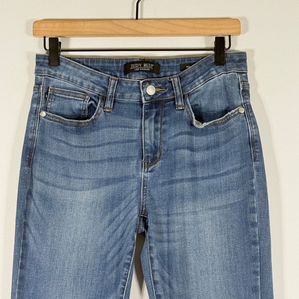 Judy Blue Straight Leg Jeans in Medium Blue Wash - Picture 2 of 8